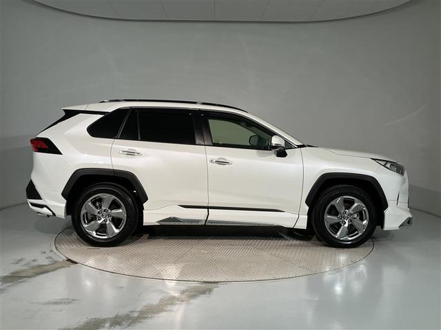 ＲＡＶ４ Ｇ　Ｂカメラ　パワーウインドウ　カーテンエアバック　運転席パワーシート　ワンオーナ　イモビライザー　ＡＣ１００Ｖ電源　キーレス　ＥＴＣ付　ＬＥＤヘッドライ　クルコン　オートエアコン　横滑り防止装置　ナビ（3枚目）