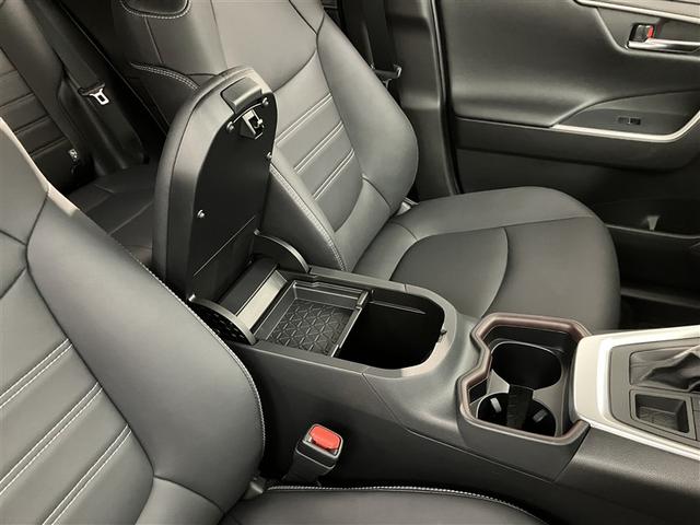ＲＡＶ４ Ｇ　Ｂカメラ　パワーウインドウ　カーテンエアバック　運転席パワーシート　ワンオーナ　イモビライザー　ＡＣ１００Ｖ電源　キーレス　ＥＴＣ付　ＬＥＤヘッドライ　クルコン　オートエアコン　横滑り防止装置　ナビ（24枚目）