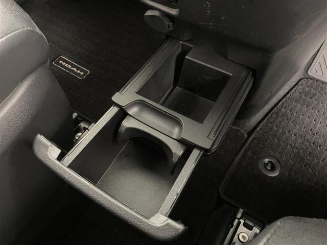 ノア Ｓ－Ｇ　ワンオーナー車　横滑り防止　Ｂモニター　両側自動ドア　クルコン　スマートキ　アルミホイール　ＡＡＣ　ナビ＆ＴＶ　ＥＴＣ車載器　イモビライザー　ＬＥＤライト　キーレス　ウォークスルー　３列シート　ＤＶＤ（23枚目）