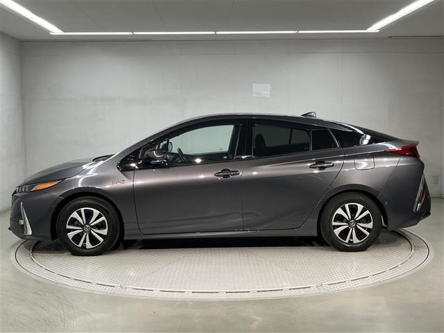 プリウスＰＨＶ Ａレザーパッケージ　Ｂカメラ　ＬＥＤライト　ナビＴＶ　ＡＵＸ　ドライブレコーダー　クルーズコントロール　パワーシート　パワステ　フルセグテレビ　ＥＴＣ　イモビライザー　エアコン　ＡＢＳ　スマートキー　サイドエアバッグ（2枚目）