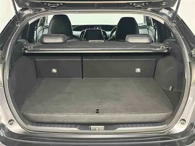 プリウスＰＨＶ Ａレザーパッケージ　Ｂカメラ　ＬＥＤライト　ナビＴＶ　ＡＵＸ　ドライブレコーダー　クルーズコントロール　パワーシート　パワステ　フルセグテレビ　ＥＴＣ　イモビライザー　エアコン　ＡＢＳ　スマートキー　サイドエアバッグ（19枚目）