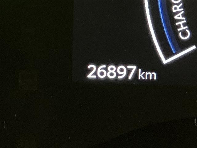 シエンタ ハイブリッドＺ　ＴＳＳ　ワンオーナ　エアバック　アルミ　キーレスエントリー　ナビＴＶ　イモビライザー　整備記録簿　バックモニター　ＬＥＤヘッドライト　ＥＴＣ車載器　横滑り防止　スマートキー　オートエアコン　ＷＳＲＳ（13枚目）