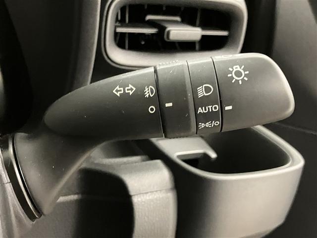 シエンタ ハイブリッドＺ　ＴＳＳ　ワンオーナ　エアバック　アルミ　キーレスエントリー　ナビＴＶ　イモビライザー　整備記録簿　バックモニター　ＬＥＤヘッドライト　ＥＴＣ車載器　横滑り防止　スマートキー　オートエアコン　ＷＳＲＳ（19枚目）