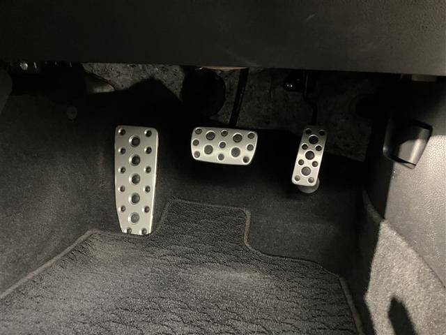 86 GTリミテッド 66268km スマキ- オートクルーズ DVD再生機能 イモビライザー ETC メモリ-ナビ 横滑り防止機能 Wエアバック AUX ナビTV オートエアコン アルミホイール ABS エアバック(28枚目)