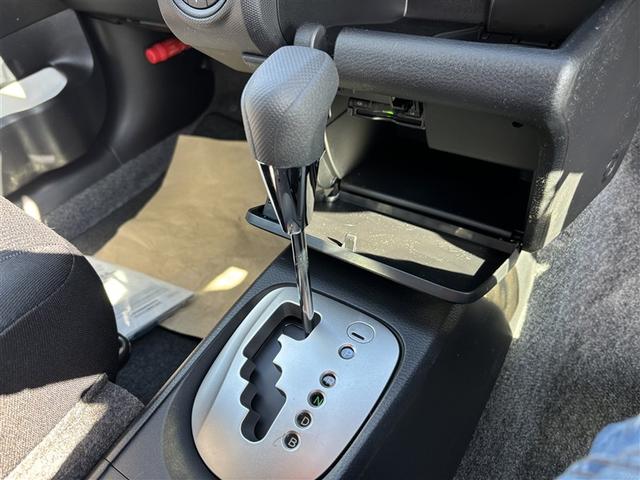 プロボックス ハイブリッドＦ　衝突回避システム　Ｗエアバッグ　バックガイドモニター　パワーウインドウ　メモリナビ　ワイヤレスキー　ＡＣ　パワステ　フルセグＴＶ　ＥＴＣ　ＥＳＣ　運転席エアバッグ　ＡＢＳ　記録簿　ナビ・ＴＶ（19枚目）