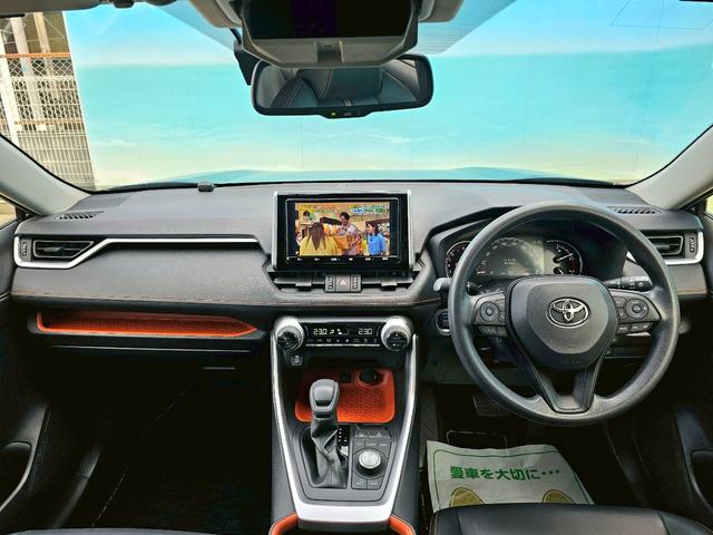 ＲＡＶ４ アドベンチャー　純正ナビ・トヨタセーフティセンス・アダプティブクルーズコントロール・パワートランクリッド・ブラインドスポットモニター・バックカメラ・Ｂｌｕｅｔｏｏｔｈ接続・ＥＴＣ・ＴＶ・純正１９インチアルミホイール（4枚目）