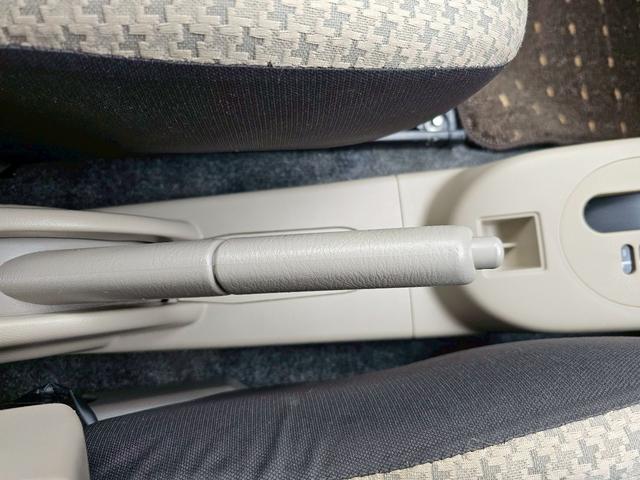 アルト G 純正オーディオ・電動格納ミラー・キーレス・ISOFIX・純正13インチスチールホイール(48枚目)