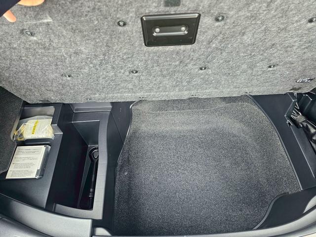 ハリアー エレガンス フルエアロ・サンルーフ・プリクラッシュセーフティ・レーダークルーズコントロール・社外ナビ・バックカメラ・ETC・ドラレコ・TV・Bluetooth・MULTIFORCHETTAホイール22インチ(61枚目)