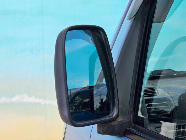 ハイゼットカーゴ デラックスリミテッド　ＫＥＮＷＯＯＤオーディオ・システムバー・ＥＴＣ・キーレス・ＡＢＳ・前席パワーウィンドウ・ＪＯＫＥＲ１３インチアルミホイール（54枚目）