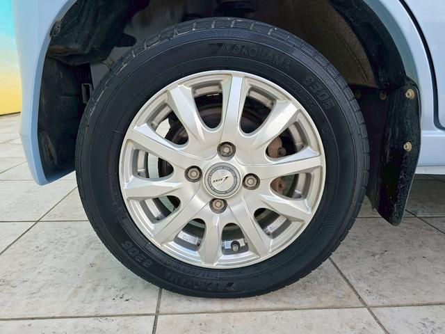 ハイゼットカーゴ デラックスリミテッド　ＫＥＮＷＯＯＤオーディオ・システムバー・ＥＴＣ・キーレス・ＡＢＳ・前席パワーウィンドウ・ＪＯＫＥＲ１３インチアルミホイール（62枚目）