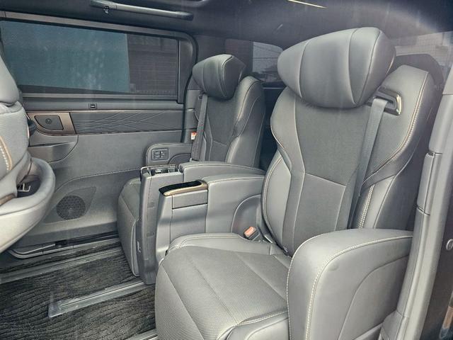 アルファード Z 左右独立ムーンルーフ・デジタルインナーミラー・フリップダウンモニター・スペアタイヤ・純正ナビ・トヨタセーフティセンス・全周囲カメラ・シートヒーター・シートクーラー・HDMI接続・ETC・おくだけ充電(15枚目)