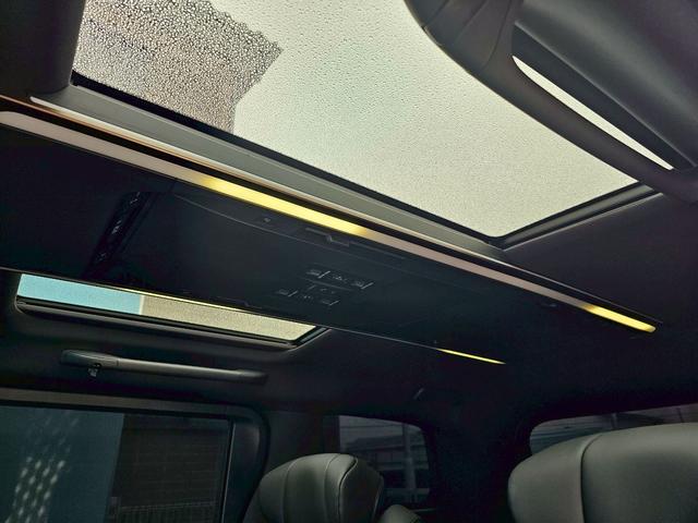 アルファード Z 左右独立ムーンルーフ・デジタルインナーミラー・フリップダウンモニター・スペアタイヤ・純正ナビ・トヨタセーフティセンス・全周囲カメラ・シートヒーター・シートクーラー・HDMI接続・ETC・おくだけ充電(17枚目)