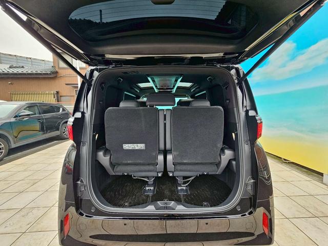 アルファード Z 左右独立ムーンルーフ・デジタルインナーミラー・フリップダウンモニター・スペアタイヤ・純正ナビ・トヨタセーフティセンス・全周囲カメラ・シートヒーター・シートクーラー・HDMI接続・ETC・おくだけ充電(21枚目)