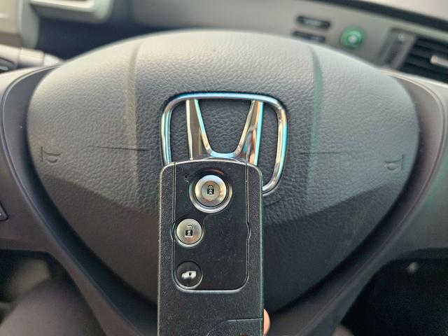 フリード G ジャストセレクション 純正ナビ・後席モニター・バックカメラ・Bluetooth接続・TV・ETC・USB接続・ドライブレコーダー・片側電動スライドドア・キーレス・純正15インチスチールホイール・(25枚目)