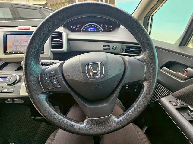 フリード G ジャストセレクション 純正ナビ・後席モニター・バックカメラ・Bluetooth接続・TV・ETC・USB接続・ドライブレコーダー・片側電動スライドドア・キーレス・純正15インチスチールホイール・(28枚目)