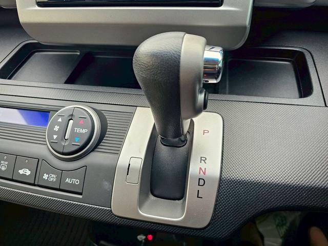 フリード G ジャストセレクション 純正ナビ・後席モニター・バックカメラ・Bluetooth接続・TV・ETC・USB接続・ドライブレコーダー・片側電動スライドドア・キーレス・純正15インチスチールホイール・(33枚目)