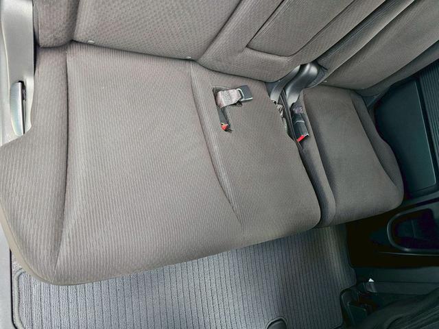 フリード G ジャストセレクション 純正ナビ・後席モニター・バックカメラ・Bluetooth接続・TV・ETC・USB接続・ドライブレコーダー・片側電動スライドドア・キーレス・純正15インチスチールホイール・(44枚目)