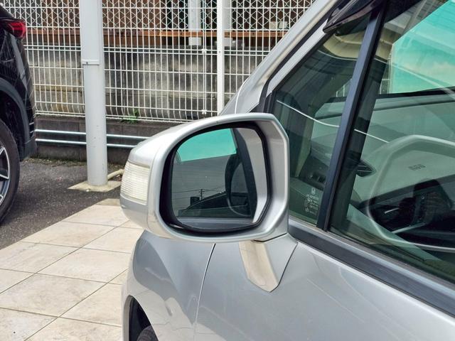 フリード G ジャストセレクション 純正ナビ・後席モニター・バックカメラ・Bluetooth接続・TV・ETC・USB接続・ドライブレコーダー・片側電動スライドドア・キーレス・純正15インチスチールホイール・(52枚目)