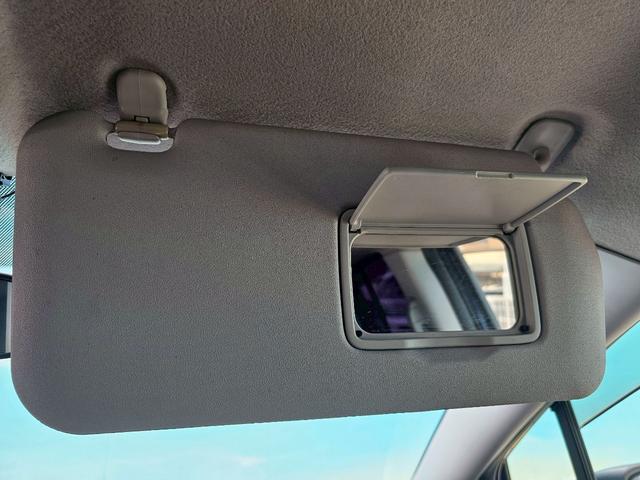 プレマシー ２０Ｚ　社外ナビ・バックモニター・Ｂｌｕｅｔｏｏｔｈ接続・両側電動スライドドア・ＥＴＣ・ＴＶ・電動格納ミラー・オートライト・オートエアコン・純正１７インチアルミホイール（25枚目）