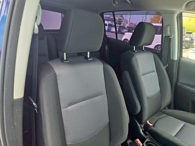 プレマシー ２０Ｚ　社外ナビ・バックモニター・Ｂｌｕｅｔｏｏｔｈ接続・両側電動スライドドア・ＥＴＣ・ＴＶ・電動格納ミラー・オートライト・オートエアコン・純正１７インチアルミホイール（28枚目）