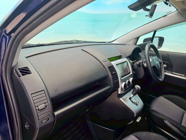 プレマシー ２０Ｚ　社外ナビ・バックモニター・Ｂｌｕｅｔｏｏｔｈ接続・両側電動スライドドア・ＥＴＣ・ＴＶ・電動格納ミラー・オートライト・オートエアコン・純正１７インチアルミホイール（34枚目）