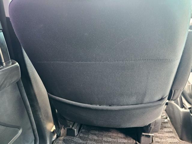 プレマシー ２０Ｚ　社外ナビ・バックモニター・Ｂｌｕｅｔｏｏｔｈ接続・両側電動スライドドア・ＥＴＣ・ＴＶ・電動格納ミラー・オートライト・オートエアコン・純正１７インチアルミホイール（37枚目）