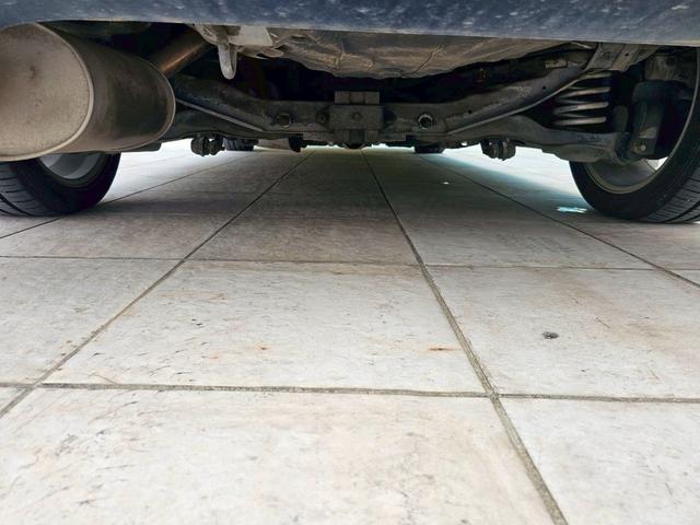 プレマシー ２０Ｚ　社外ナビ・バックモニター・Ｂｌｕｅｔｏｏｔｈ接続・両側電動スライドドア・ＥＴＣ・ＴＶ・電動格納ミラー・オートライト・オートエアコン・純正１７インチアルミホイール（48枚目）