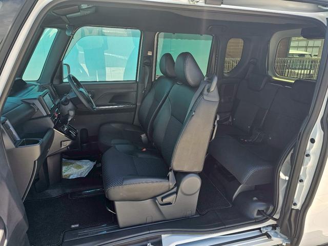 タント カスタムＸ　純正ナビ・アラウンドビューモニター・フルセグＴＶ・両側電動スライドドア・スマートアシスト・ドライブレコーダー・ＥＴＣ・シートヒーター・コーナーセンサー（11枚目）