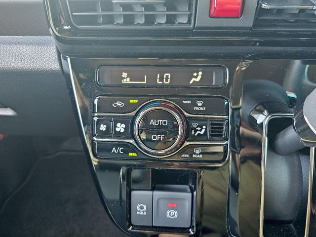 タント カスタムＸ　純正ナビ・アラウンドビューモニター・フルセグＴＶ・両側電動スライドドア・スマートアシスト・ドライブレコーダー・ＥＴＣ・シートヒーター・コーナーセンサー（21枚目）