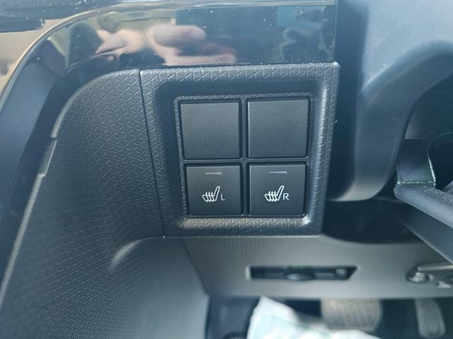 タント カスタムＸ　純正ナビ・アラウンドビューモニター・フルセグＴＶ・両側電動スライドドア・スマートアシスト・ドライブレコーダー・ＥＴＣ・シートヒーター・コーナーセンサー（24枚目）