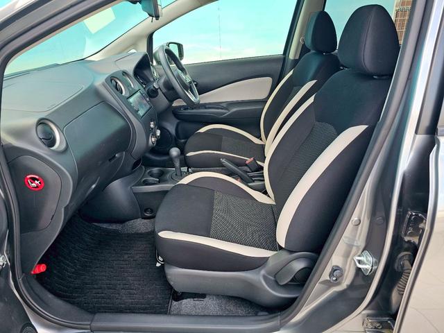 ノート Ｘ　純正ナビ・スマートルームミラー・アラウンドビューモニター・エマージェンシーブレーキ・Ｂｌｕｅｔｏｏｔｈ接続・ＴＶ・オートライト・プッシュスタート・純正１４インチスチールホイール（6枚目）