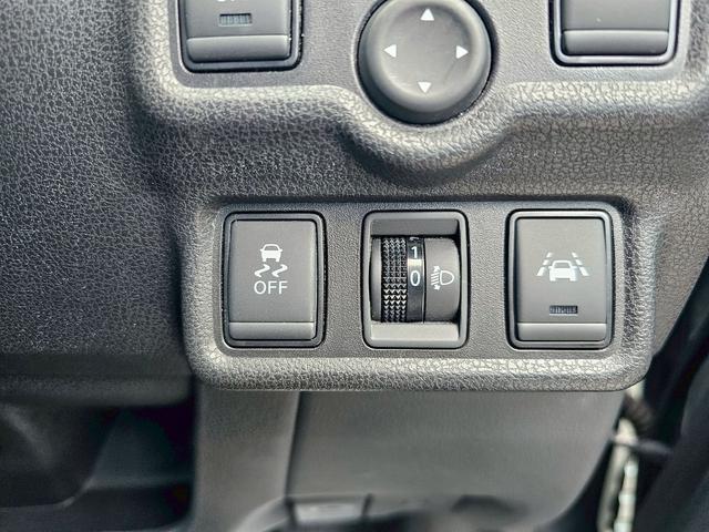 ノート Ｘ　純正ナビ・スマートルームミラー・アラウンドビューモニター・エマージェンシーブレーキ・Ｂｌｕｅｔｏｏｔｈ接続・ＴＶ・オートライト・プッシュスタート・純正１４インチスチールホイール（22枚目）