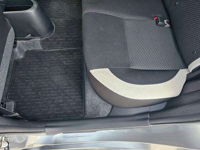 ノート Ｘ　純正ナビ・スマートルームミラー・アラウンドビューモニター・エマージェンシーブレーキ・Ｂｌｕｅｔｏｏｔｈ接続・ＴＶ・オートライト・プッシュスタート・純正１４インチスチールホイール（44枚目）