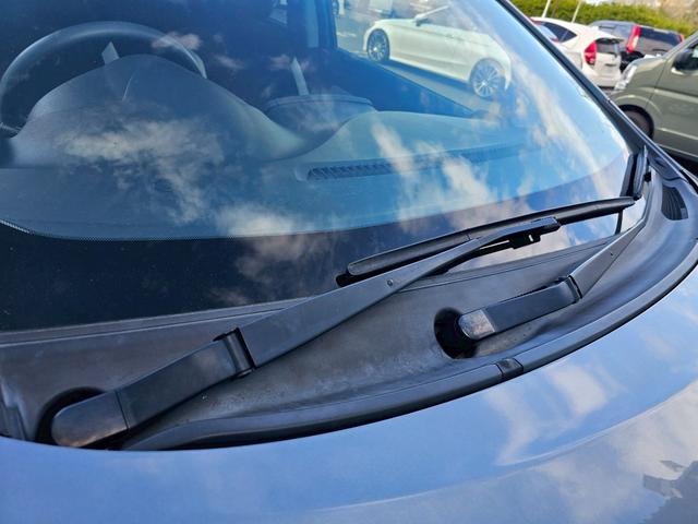 ノート Ｘ　純正ナビ・スマートルームミラー・アラウンドビューモニター・エマージェンシーブレーキ・Ｂｌｕｅｔｏｏｔｈ接続・ＴＶ・オートライト・プッシュスタート・純正１４インチスチールホイール（52枚目）