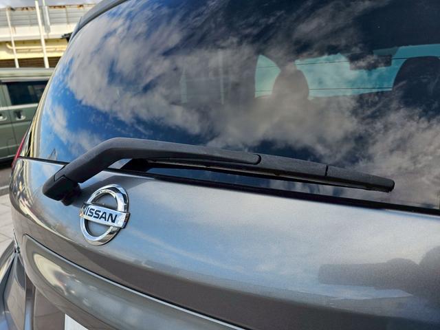 ノート Ｘ　純正ナビ・スマートルームミラー・アラウンドビューモニター・エマージェンシーブレーキ・Ｂｌｕｅｔｏｏｔｈ接続・ＴＶ・オートライト・プッシュスタート・純正１４インチスチールホイール（53枚目）