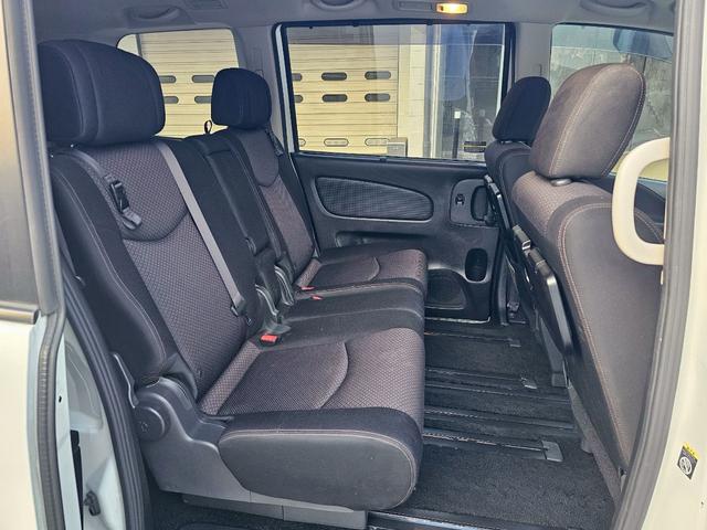 セレナ ハイウェイスターG S-ハイブリッド 社外ナビ・後席モニター・オートクルーズコントロール・バックモニター・Bluetooth接続・TV・ETC・両側電動スライドドア・純正16インチアルミホイール(7枚目)