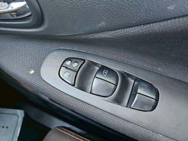 セレナ ハイウェイスターG S-ハイブリッド 社外ナビ・後席モニター・オートクルーズコントロール・バックモニター・Bluetooth接続・TV・ETC・両側電動スライドドア・純正16インチアルミホイール(25枚目)