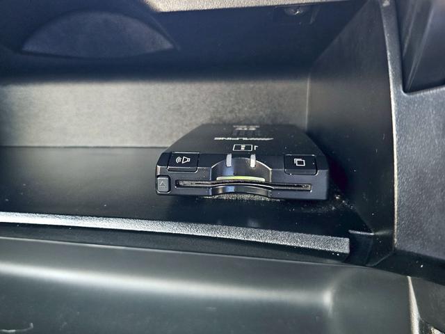 セレナ ハイウェイスターG S-ハイブリッド 社外ナビ・後席モニター・オートクルーズコントロール・バックモニター・Bluetooth接続・TV・ETC・両側電動スライドドア・純正16インチアルミホイール(26枚目)