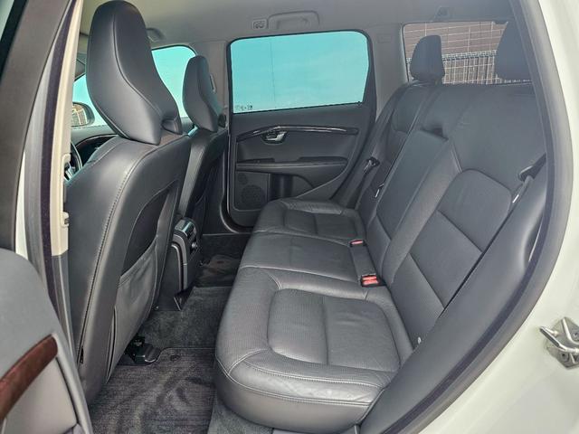 Ｖ７０ Ｔ４　ＳＥ　純正ナビ・本革シート・バックモニター・セーフティパッケージ・シートエアコン・ＴＶ・ルーフレール・パワーバックドア・クルーズコントロール・メモリーシート・ブラインドスポットモニター（9枚目）