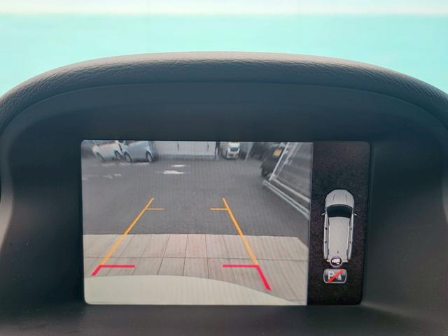 Ｖ７０ Ｔ４　ＳＥ　純正ナビ・本革シート・バックモニター・セーフティパッケージ・シートエアコン・ＴＶ・ルーフレール・パワーバックドア・クルーズコントロール・メモリーシート・ブラインドスポットモニター（18枚目）