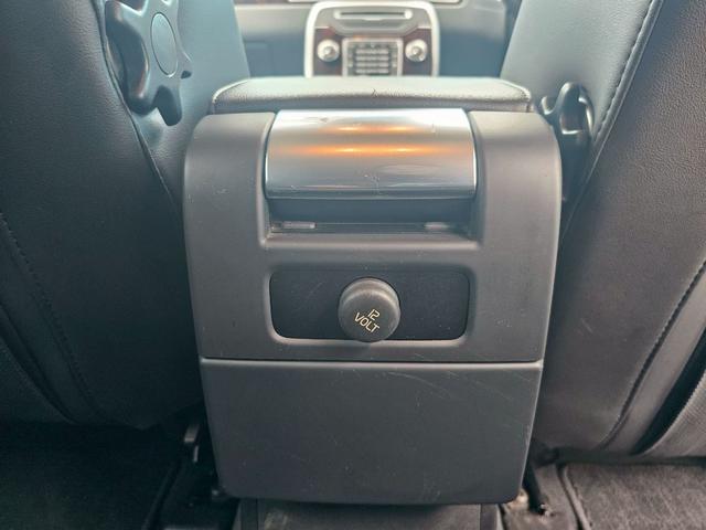 Ｖ７０ Ｔ４　ＳＥ　純正ナビ・本革シート・バックモニター・セーフティパッケージ・シートエアコン・ＴＶ・ルーフレール・パワーバックドア・クルーズコントロール・メモリーシート・ブラインドスポットモニター（37枚目）