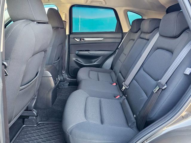 ＣＸ－５ ＸＤ　６速ＭＴ・ｉ－ＡＣＴＩＶＳＥＮＳＥ・３６０℃ビューモニター・レーダークルーズコントロール・Ｂｌｕｅｔｏｏｔｈ接続・ＥＴＣ・ドライブレコーダー・ＵＳＢ・純正１７インチアルミホイール（9枚目）