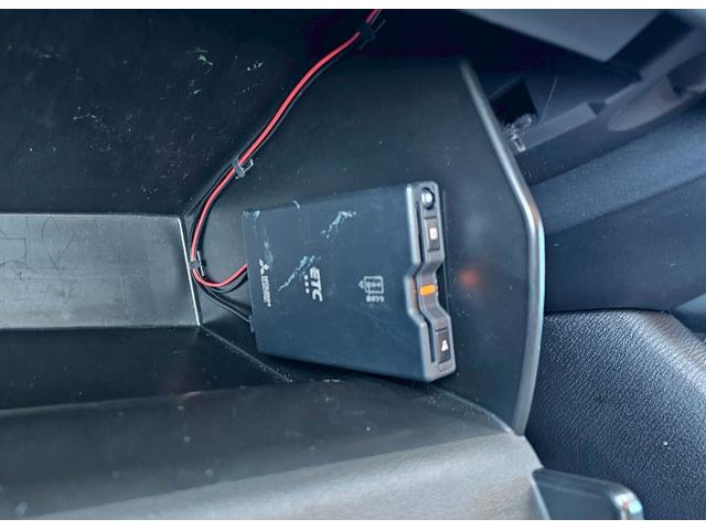 ＣＸ－５ ＸＤ　６速ＭＴ・ｉ－ＡＣＴＩＶＳＥＮＳＥ・３６０℃ビューモニター・レーダークルーズコントロール・Ｂｌｕｅｔｏｏｔｈ接続・ＥＴＣ・ドライブレコーダー・ＵＳＢ・純正１７インチアルミホイール（13枚目）