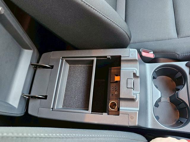 ＣＸ－５ ＸＤ　６速ＭＴ・ｉ－ＡＣＴＩＶＳＥＮＳＥ・３６０℃ビューモニター・レーダークルーズコントロール・Ｂｌｕｅｔｏｏｔｈ接続・ＥＴＣ・ドライブレコーダー・ＵＳＢ・純正１７インチアルミホイール（37枚目）