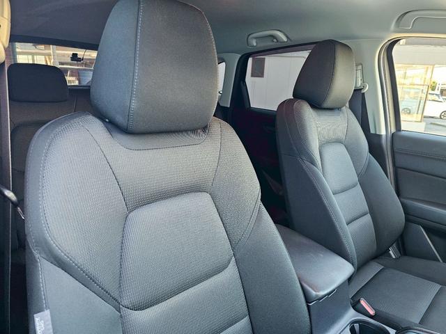 ＣＸ－５ ＸＤ　６速ＭＴ・ｉ－ＡＣＴＩＶＳＥＮＳＥ・３６０℃ビューモニター・レーダークルーズコントロール・Ｂｌｕｅｔｏｏｔｈ接続・ＥＴＣ・ドライブレコーダー・ＵＳＢ・純正１７インチアルミホイール（41枚目）