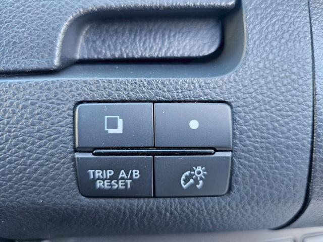 セレナ ハイウェイスター　Ｖセレクション＋セーフティ　ＳＨＶ　純正ナビ・後席モニター・アラウンドビューモニター・エマージェンシーブレーキ・クルーズコントロール・バックカメラ・ドライブレコーダー・ＥＴＣ・ＴＶ・両側電動スライドドア・純正１６インチホイール（20枚目）