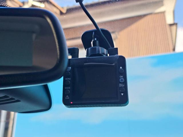 セレナ ハイウェイスター　Ｖセレクション＋セーフティ　ＳＨＶ　純正ナビ・後席モニター・アラウンドビューモニター・エマージェンシーブレーキ・クルーズコントロール・バックカメラ・ドライブレコーダー・ＥＴＣ・ＴＶ・両側電動スライドドア・純正１６インチホイール（28枚目）