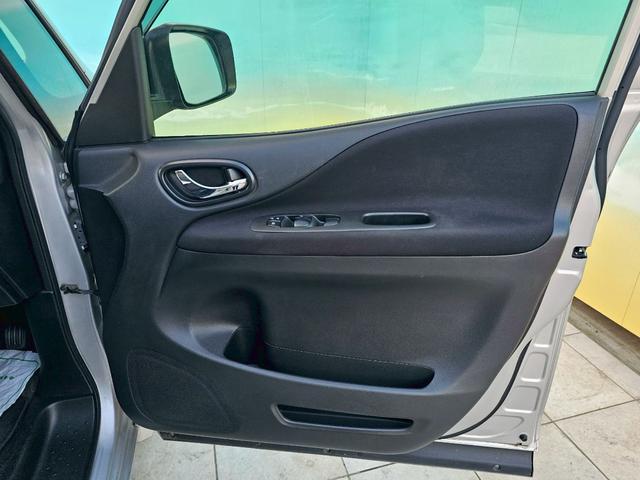 セレナ ハイウェイスター　Ｖセレクション＋セーフティ　ＳＨＶ　純正ナビ・後席モニター・アラウンドビューモニター・エマージェンシーブレーキ・クルーズコントロール・バックカメラ・ドライブレコーダー・ＥＴＣ・ＴＶ・両側電動スライドドア・純正１６インチホイール（42枚目）