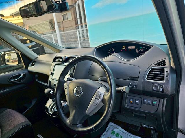 セレナ ハイウェイスター　Ｖセレクション＋セーフティ　ＳＨＶ　純正ナビ・後席モニター・アラウンドビューモニター・エマージェンシーブレーキ・クルーズコントロール・バックカメラ・ドライブレコーダー・ＥＴＣ・ＴＶ・両側電動スライドドア・純正１６インチホイール（43枚目）