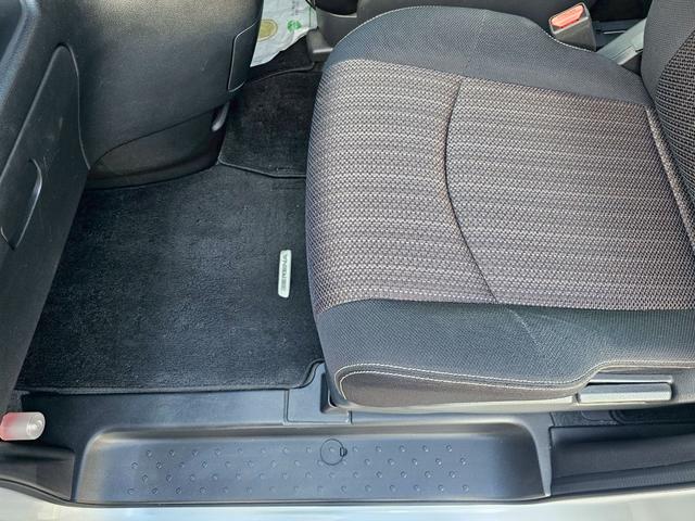 セレナ ハイウェイスター　Ｖセレクション＋セーフティ　ＳＨＶ　純正ナビ・後席モニター・アラウンドビューモニター・エマージェンシーブレーキ・クルーズコントロール・バックカメラ・ドライブレコーダー・ＥＴＣ・ＴＶ・両側電動スライドドア・純正１６インチホイール（44枚目）